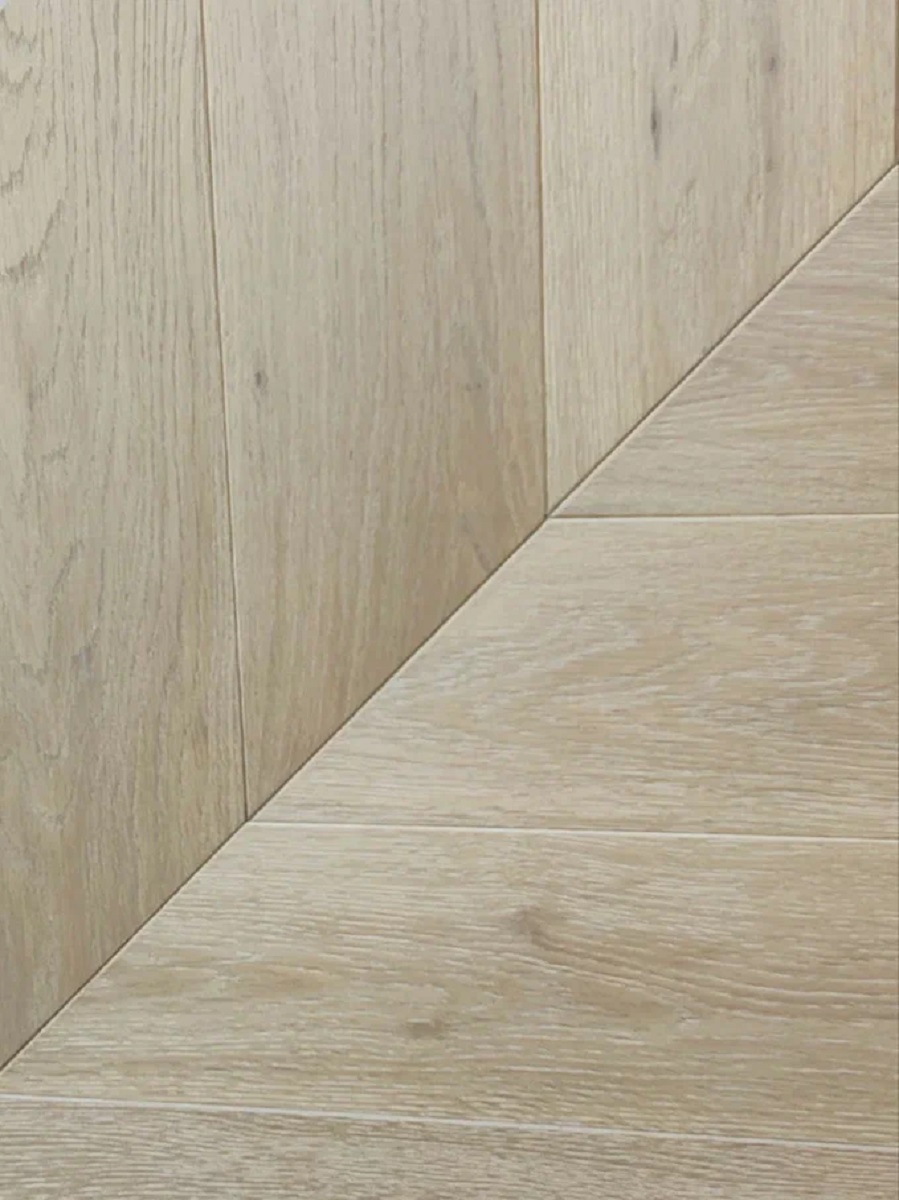 Инженерная доска  Французская елка Дуб Прайм Decor-18 лак 785х125х14/3 мм (1,57 м2/упак)